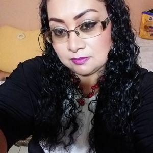 Meet your Posher, Idalia